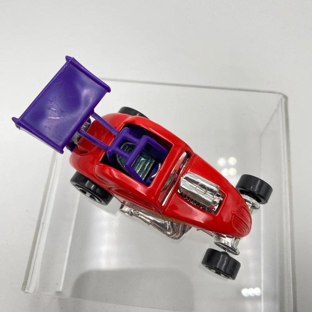Hot‎ Wheels 1999 Fiat 500 C Red Diecast Toy Car Purple Spoiler Kids